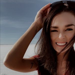 Meet your Posher, Vannessa